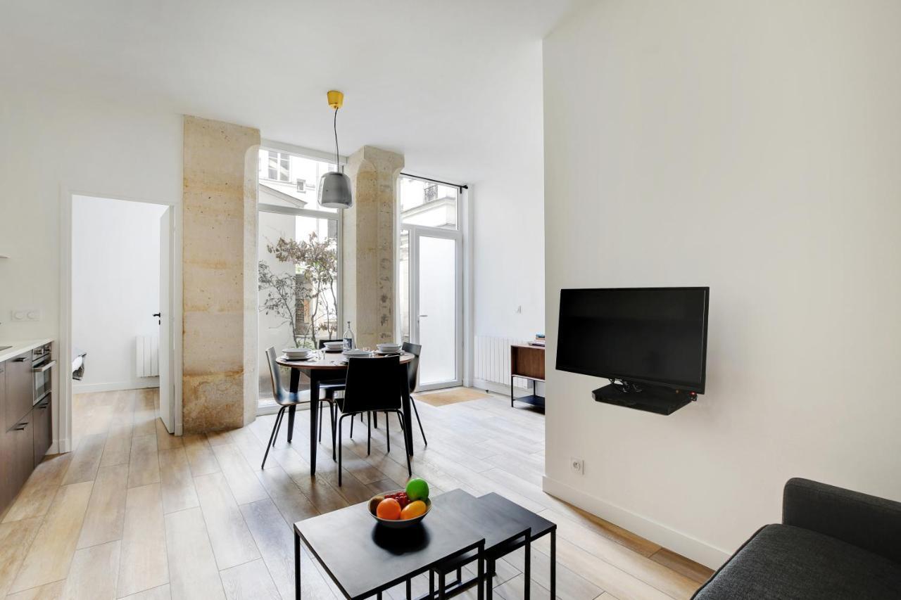 Appartement Chic -2br-6p- Oberkampf-republique Parijs